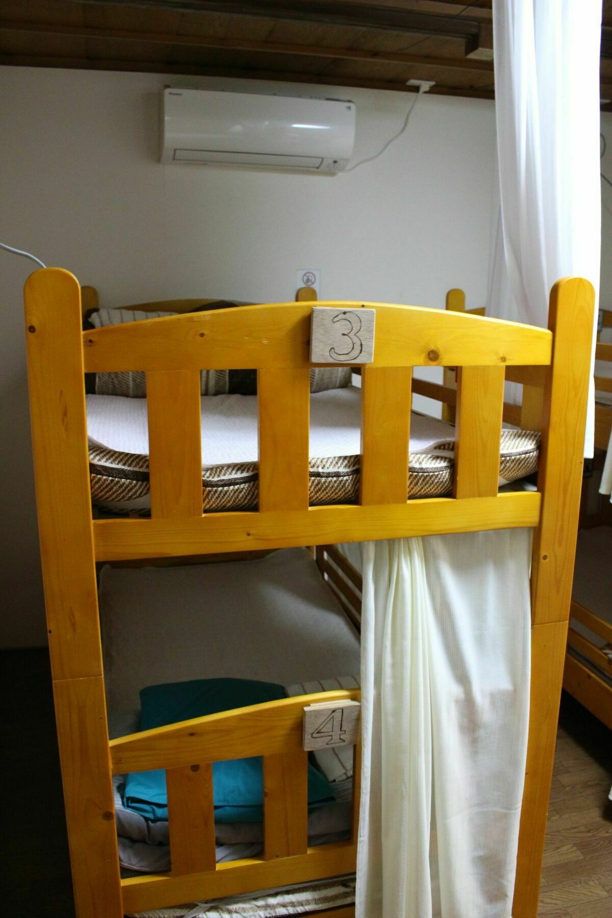 Gomaharu Guesthouse Осака Экстерьер фото