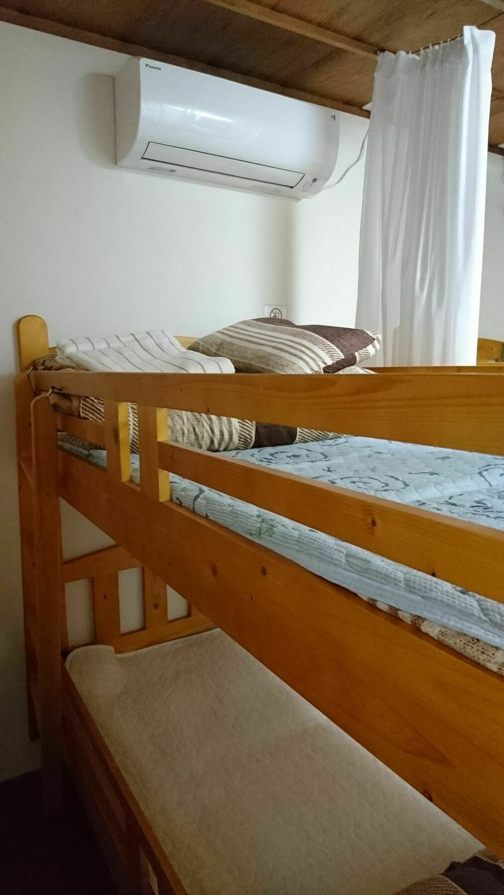 Gomaharu Guesthouse Осака Экстерьер фото