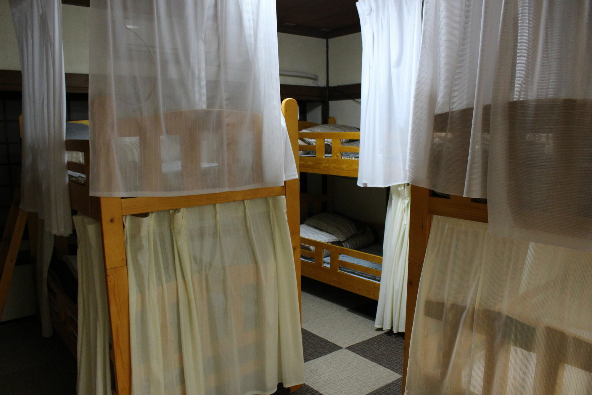 Gomaharu Guesthouse Осака Экстерьер фото